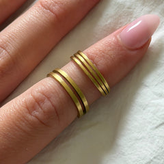 Bold Babe 2-Piece Pinky Rings Set