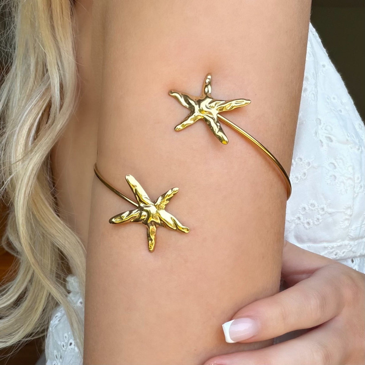 Tidal Stars Arm Cuff Gold